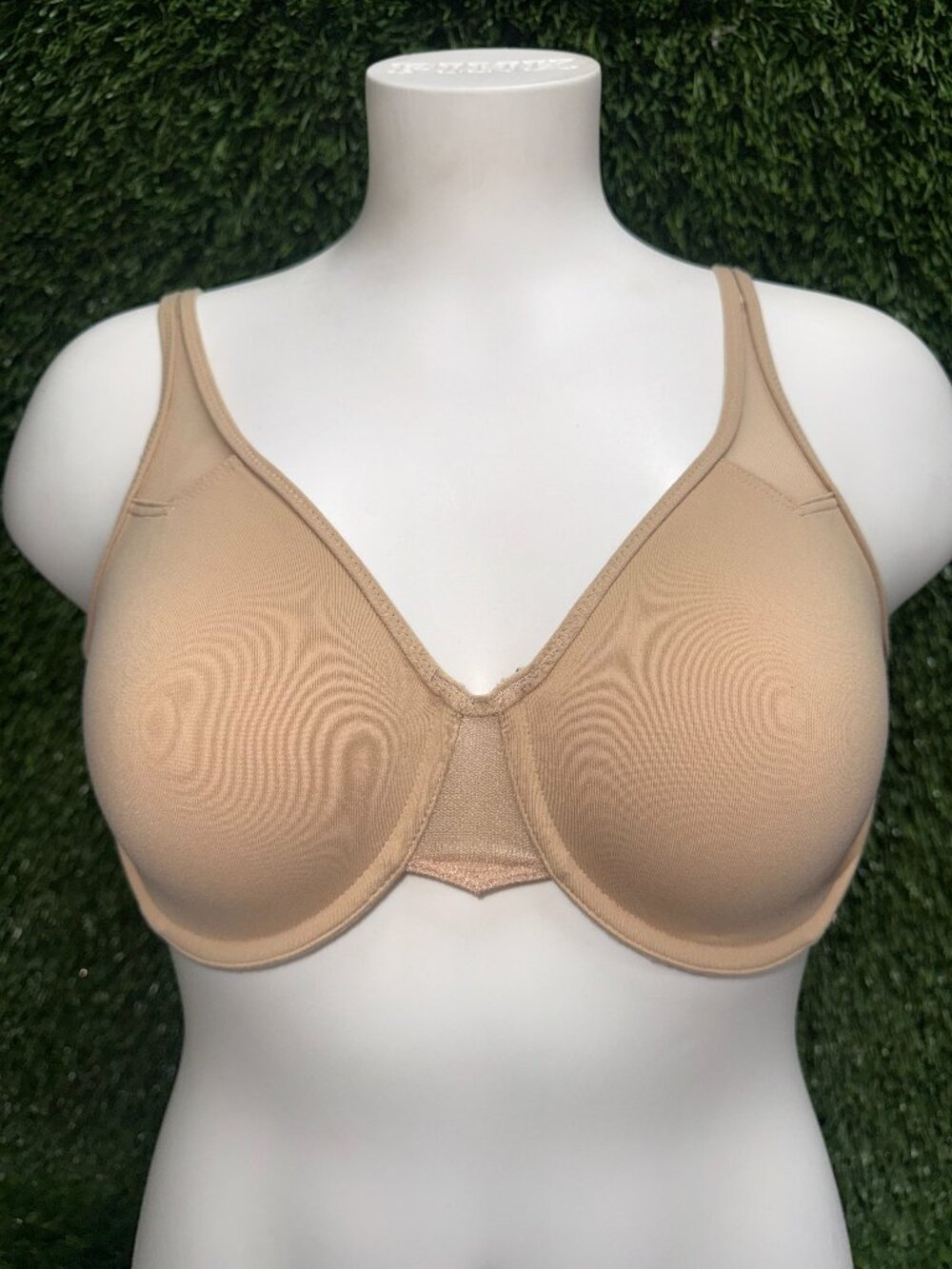 PRE-OWNED WACOAL BODY BY 2.0 PLUNGE UNDERWIRE BRA SZ 36D